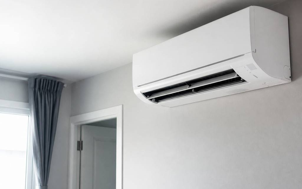 Combien consomme une clim par jour ?